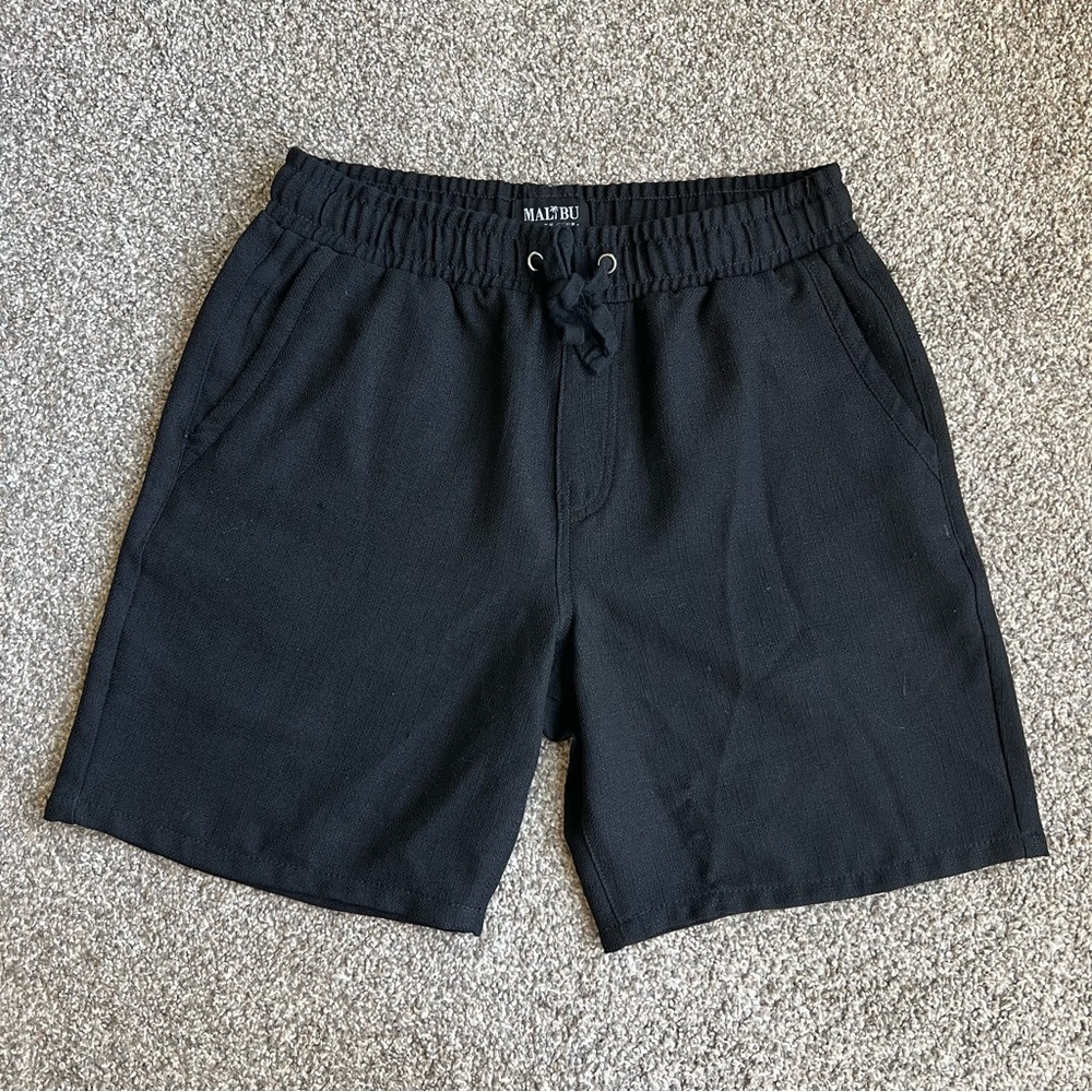 Malibu Beach Club‎ Men’s Black Shorts, Size Medium